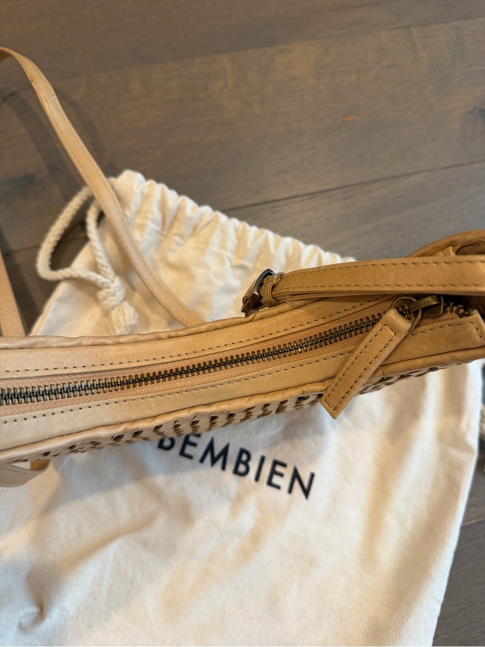 Bembien Mini Sling Handwoven Caramel Leather Crossbody Bag - Picture 3 of 4